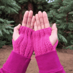 Izzie Fingerless Gloves – Crochet